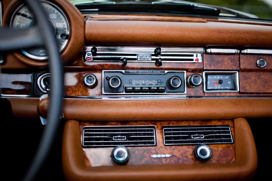  Mercedes-Benz 280 SE 3.5 Cabriolet 1971 года  (фото 38 из 84)